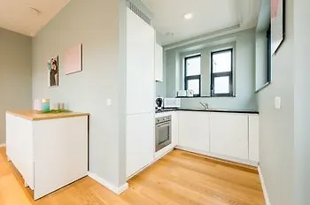 Smartflats - Central Antwerp 4*,