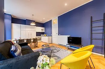 Smartflats - Central Antwerp 4*,